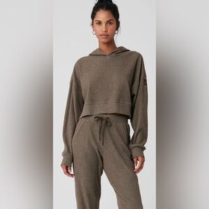 NWT Alo Muse hoodie set Size Small in Olive Tree Heather